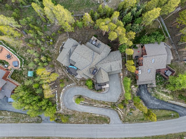86 New England Drive photo 44