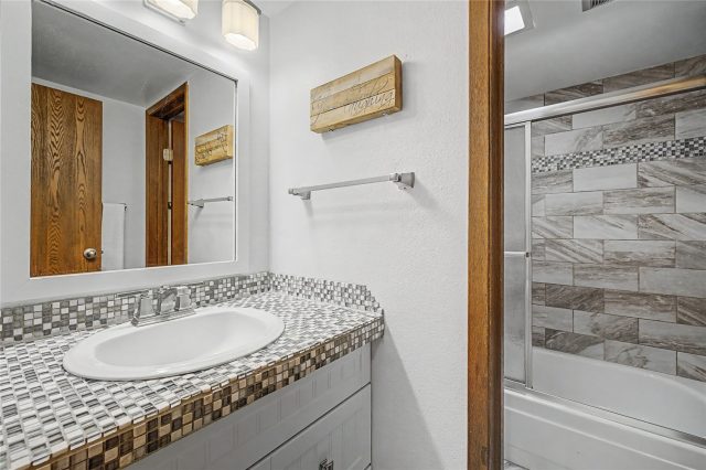 100 Wild Irishman Road 1109 photo 22