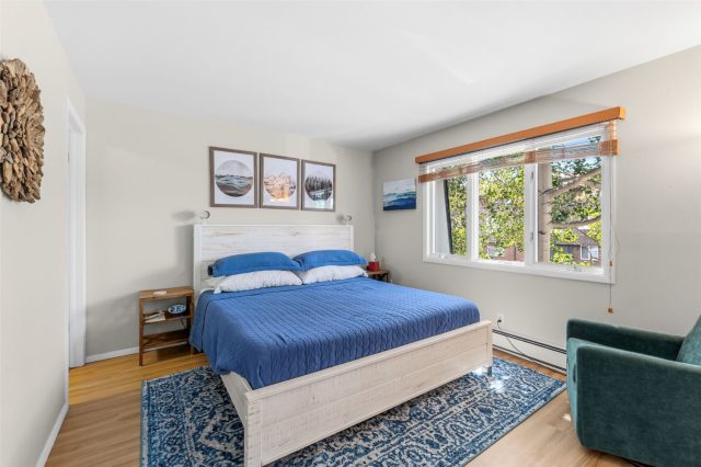 240 E La Bonte Street 24 photo 11