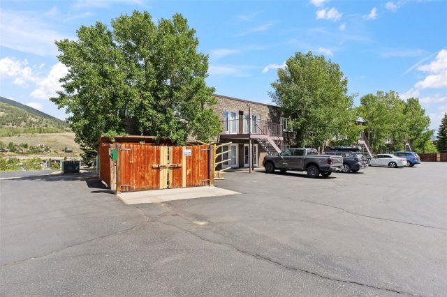 240 E La Bonte Street 24 photo 18