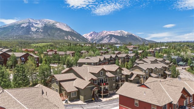 100 Wildernest Court 203c photo 25
