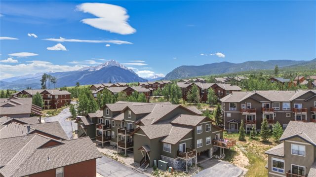 100 Wildernest Court 203c photo 29