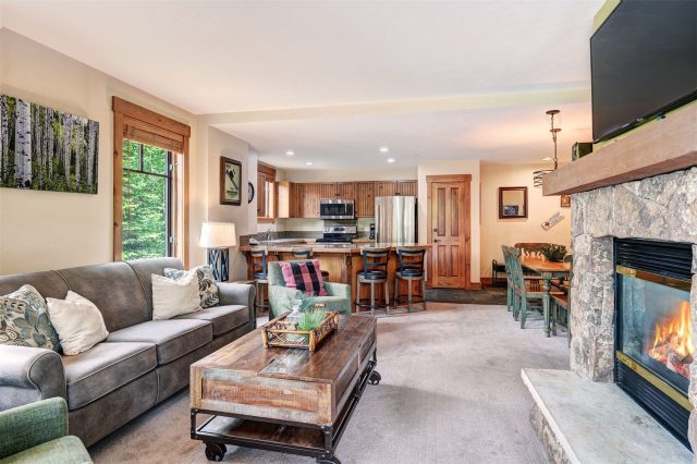 35 Mountain Thunder Drive 5202 photo 8