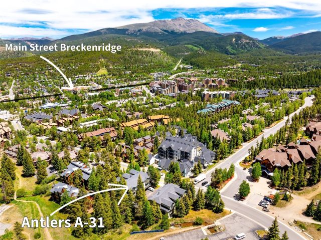 Townhome in Antlers Lodge Condominiums, Breckenridge — photo 4 Townhome in Antlers Lodge Condominiums, Breckenridge, CO — photo 4 (MLS S1069751)