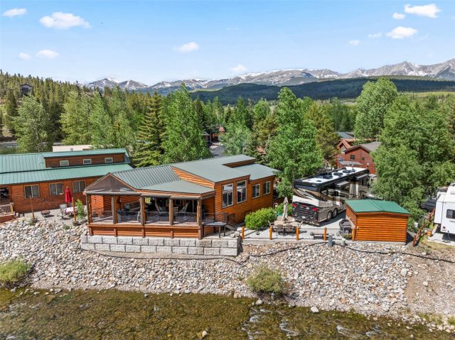 Mobile Home in Tiger Run Resort Park Sub, Breckenridge, CO — photo 4 (MLS S1069756)