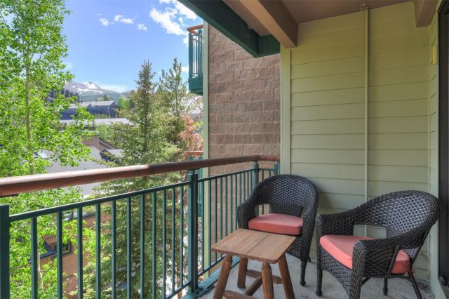 455 Village Road 510 photo 13