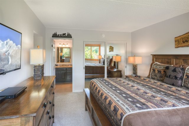 455 Village Road 510 photo 14
