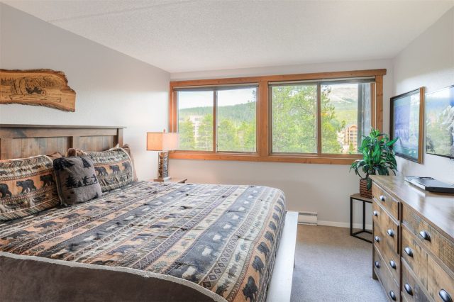 455 Village Road 510 photo 15