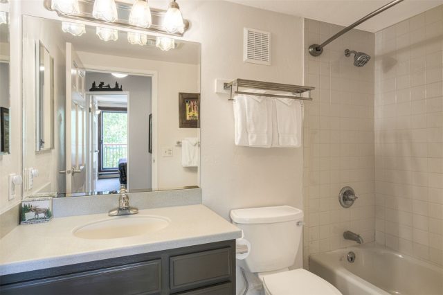 455 Village Road 510 photo 20