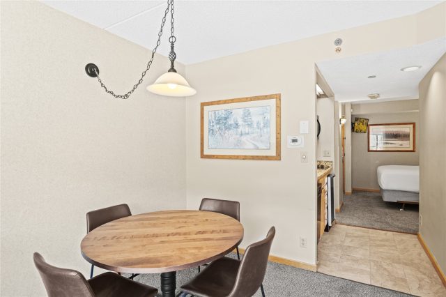 640 Village Road 4522 photo 8