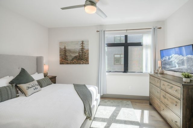 37 W 4th Street 205e photo 16
