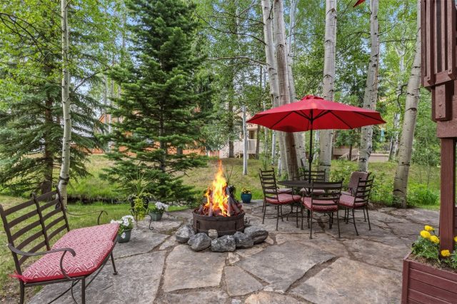 773 Hunters Circle photo 13