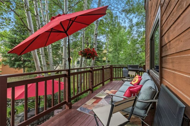 773 Hunters Circle photo 24