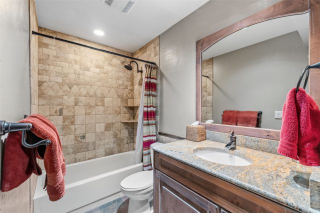773 Hunters Circle photo 33