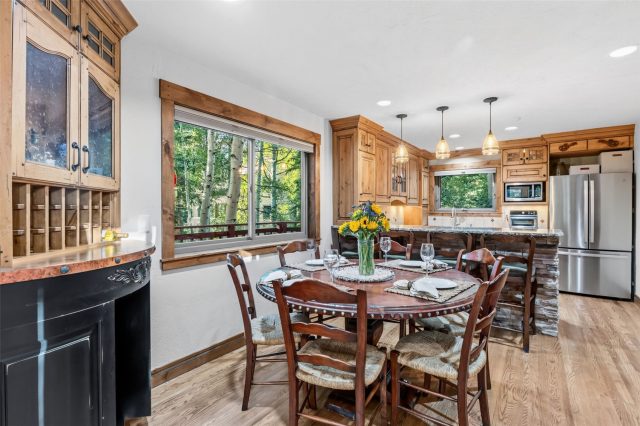 773 Hunters Circle photo 39