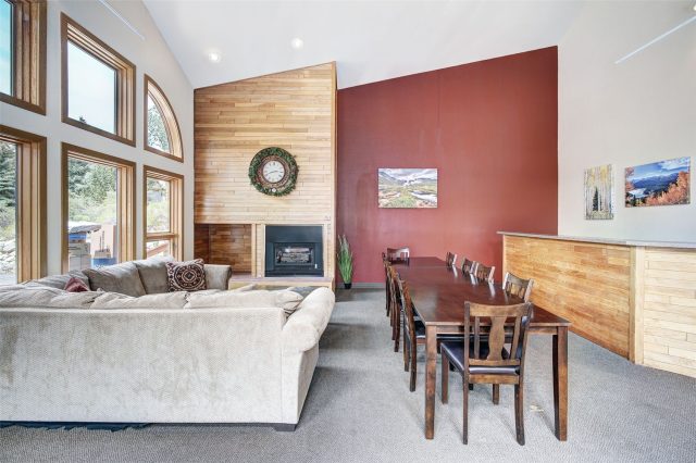 32 Corinthian Circle 102 photo 35