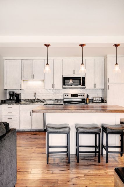 32 Corinthian Circle 102 photo 8
