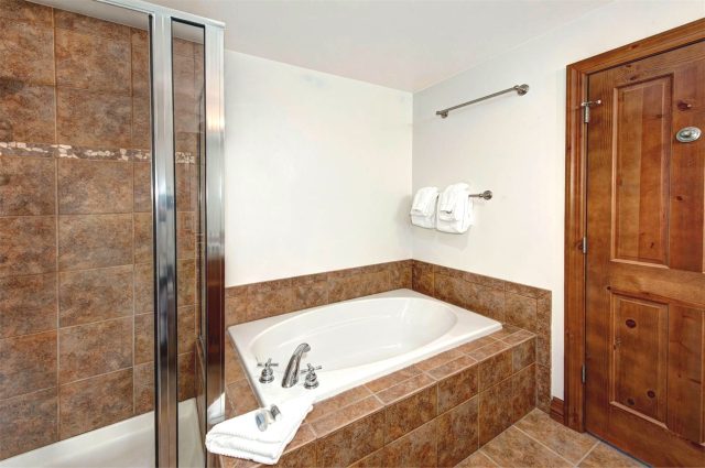 34 Highfield Trail 311 photo 17