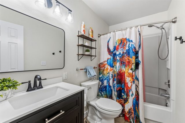 256 Cove Boulevard 7 photo 11