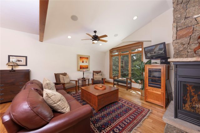 307 Teller Street D photo 10