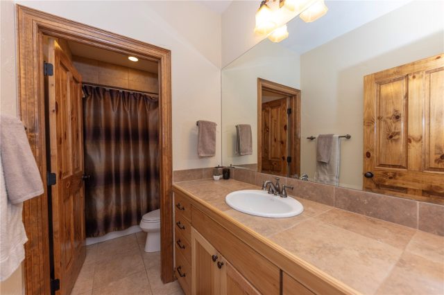 307 Teller Street D photo 23