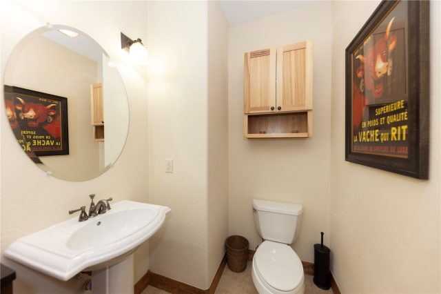 307 Teller Street D photo 32