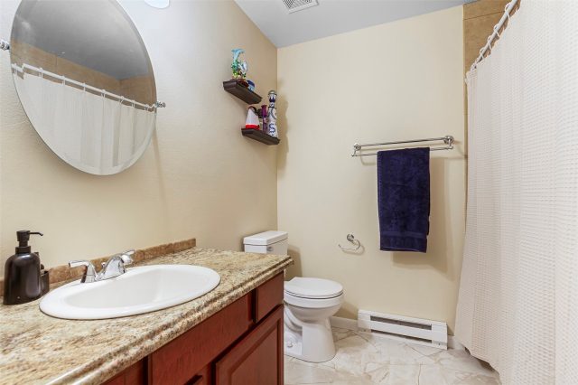 123 Burgundy Circle 123 photo 13