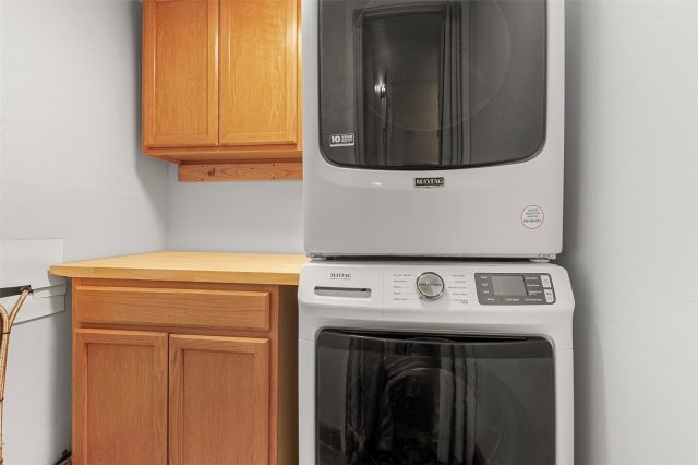123 Burgundy Circle 123 photo 15