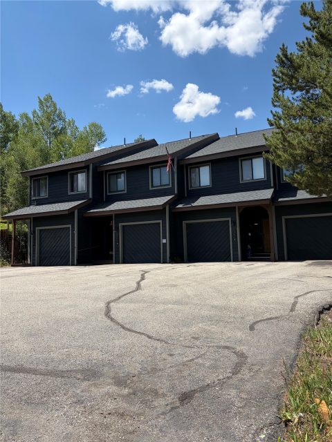 123 Burgundy Circle 123 photo 22