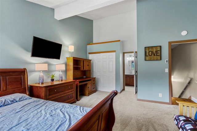 123 Burgundy Circle 123 photo 9