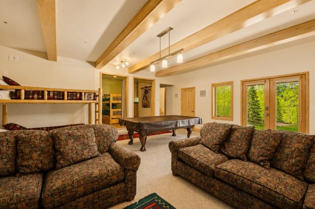 655 White Cloud Drive photo 35