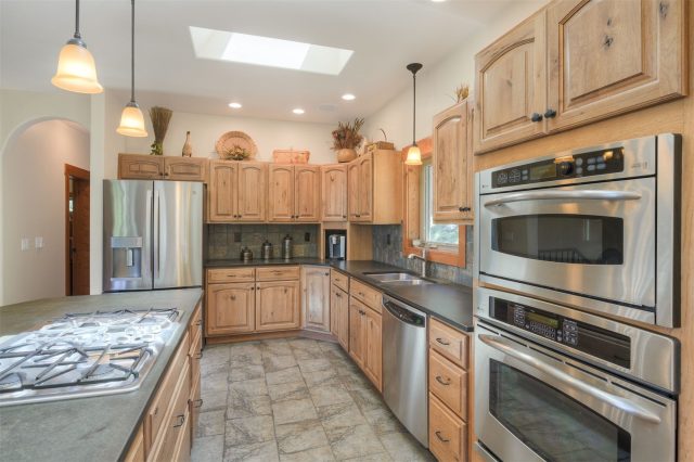 621 Doris Drive photo 11