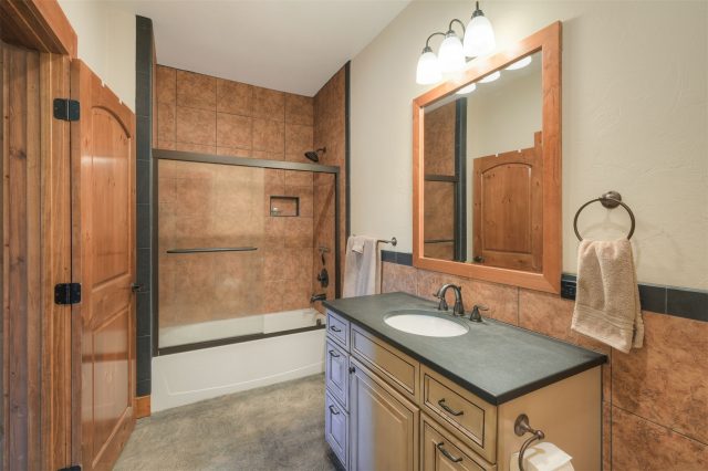621 Doris Drive photo 23