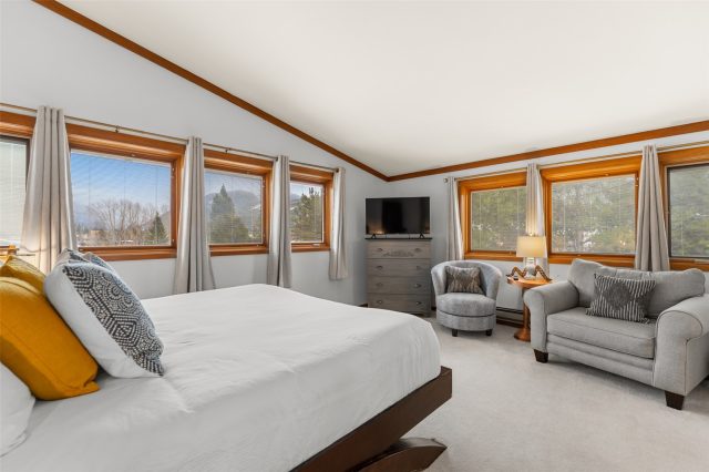 500 Tennis Club Road 1327 photo 24