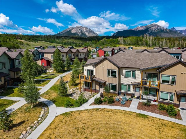 Townhome in Smith Ranch Sub, Silverthorne, CO — photo 3 (MLS S1069814)