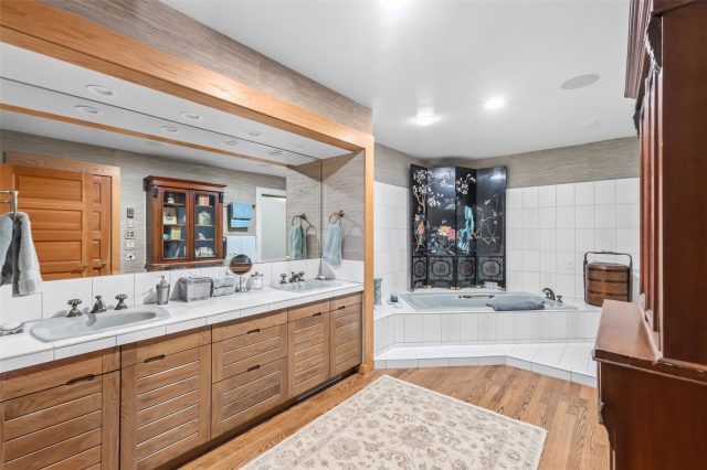 204 Clover Lane photo 41