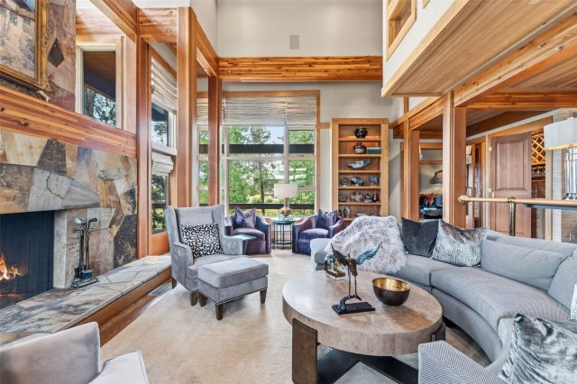 204 Clover Lane photo 8