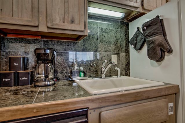 600 S Park Avenue 218 photo 14