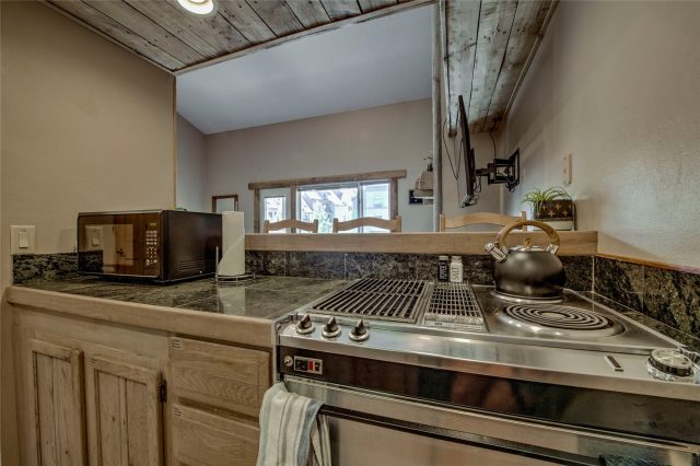 600 S Park Avenue 218 photo 15