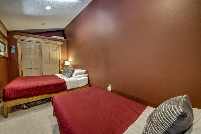 600 S Park Avenue 218 photo 21