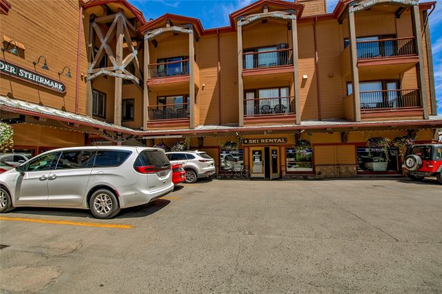 600 S Park Avenue 218 photo 34