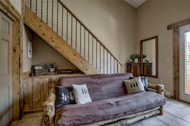 600 S Park Avenue 218 photo 8