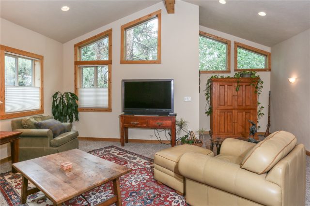503 S 6th Avenue A photo 11
