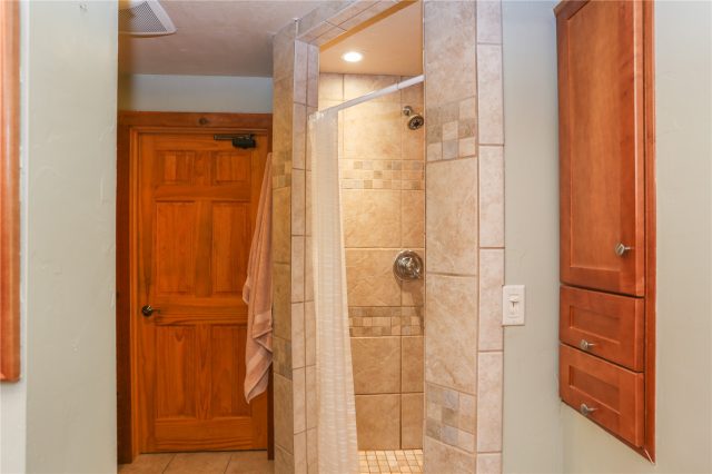503 S 6th Avenue A photo 21
