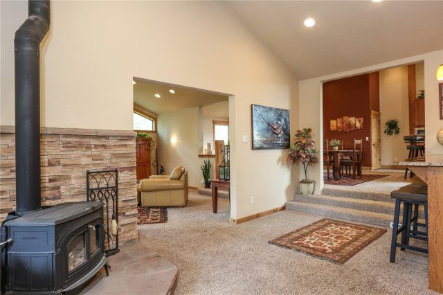 503 S 6th Avenue A photo 23
