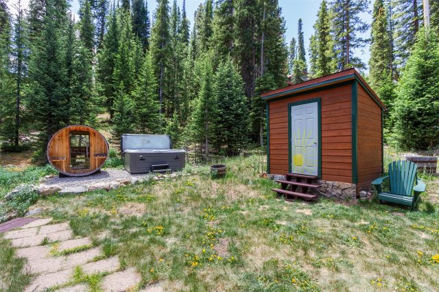 16 Bemrose Trail photo 32