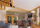 140 Creekside Drive E photo 2