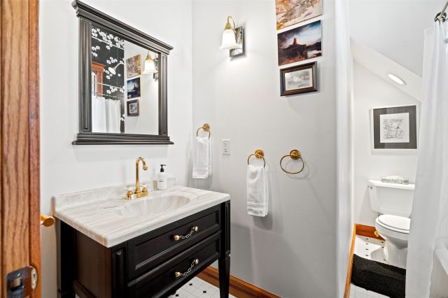 307 S High Street photo 40