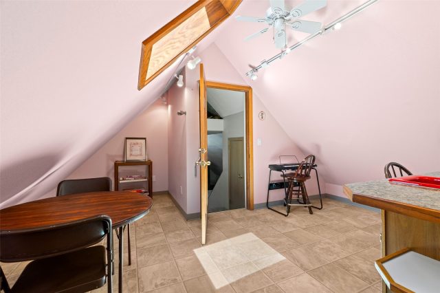 307 S High Street photo 44