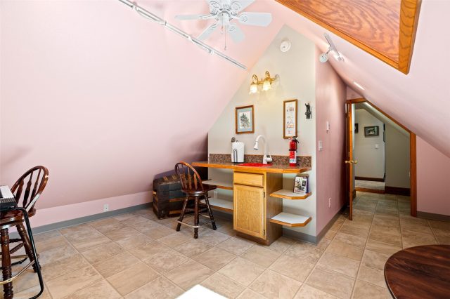 307 S High Street photo 45